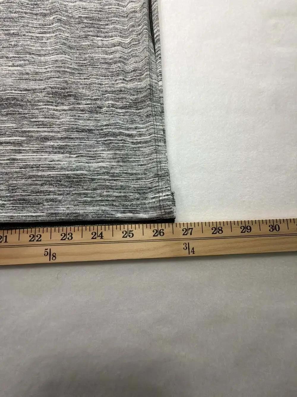 Lululemon Vinyasa Infinity Scarf Size O/S Heathered Gray Oversized Comfy Winter